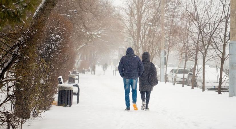 Köd, hószállingózás, majd napsütés – mutatjuk, mire számíthatsz hétfőn