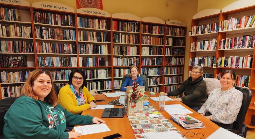 Egy falu összefogott, és megírta saját meséjét