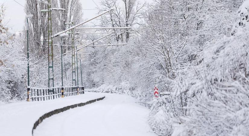 Piroska napján ha fagy, 40 napig el nem hagy - ezek szerint nem sok jó vár ránk