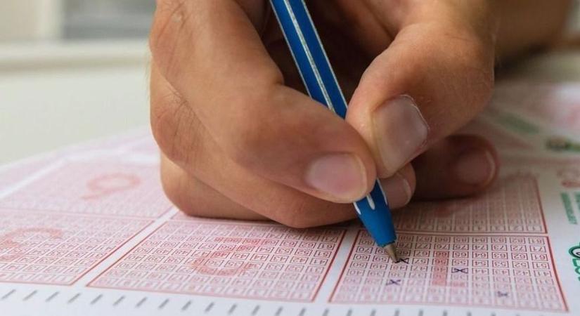 Elő a szelvényekkel, lehet te vagy a szerencsés!