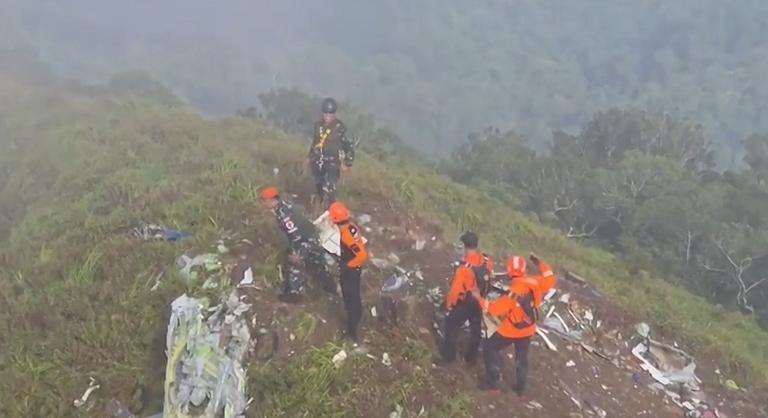 Fejlemények érkeztek az Indonézia felett eltűnt repülőgép utasairól