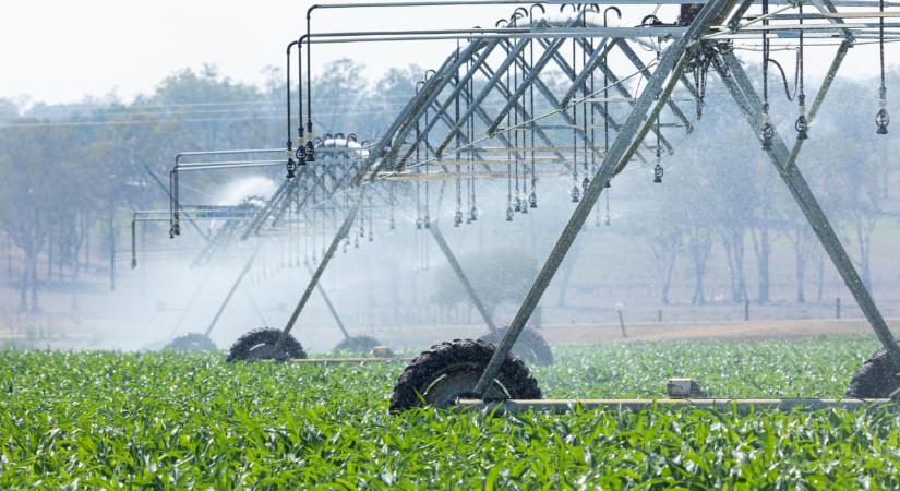 Óriási a készültség itthon: visszatartanak 1 milliárd köbméter vizet