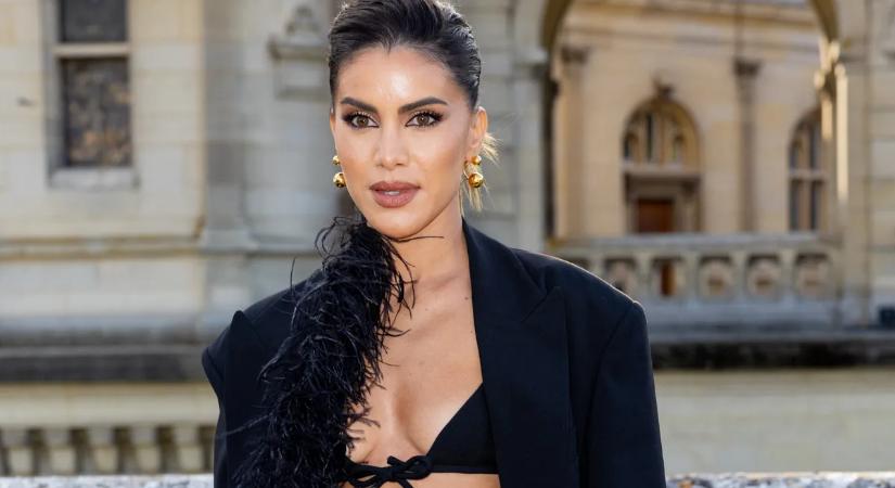 A brazil származású divatinfluenszer tökéletes testének minden részletét megmutatja – stílusosan szexi képek