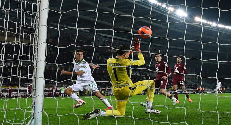 A fontos mérföldkőhöz érkező Kugyela Zalánnal a kispadon kapott ki a Torino