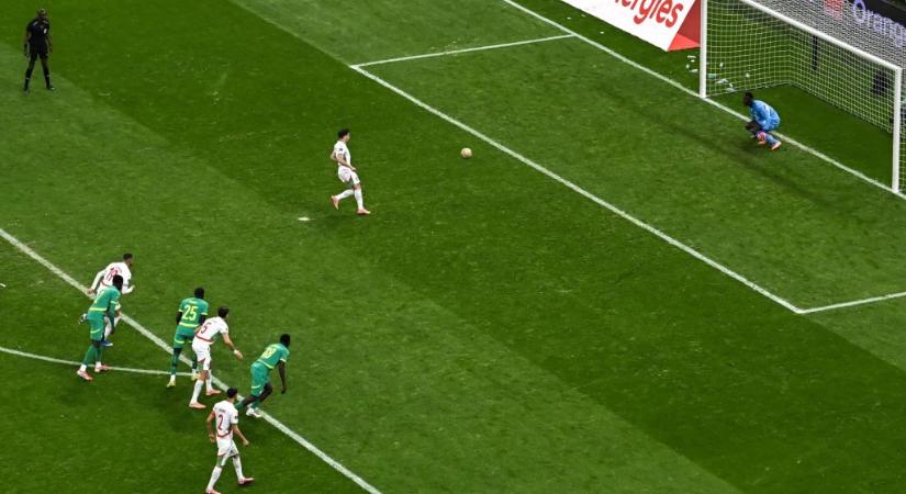 Kaotikus döntő az Afrika Kupán: kimaradt egy büntető a 9024. percben, a pályáról levonuló Szenegál a hosszabbításban nyert