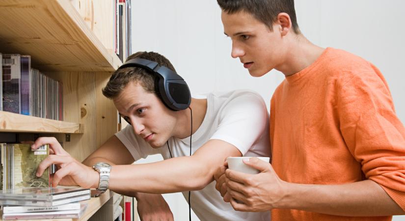 Már a retró sem a régi: rápörögtek a CD-re a fiatalok