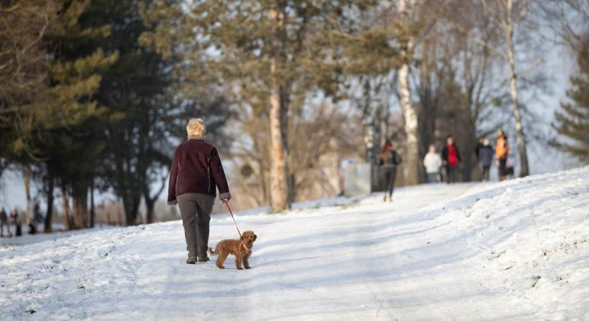 Fagyos ébredés, borongós folytatás – ez vár ránk hétfőn