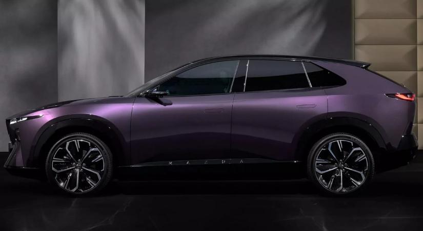 Magyarországon a gigantikus kijelzős vadonatúj Mazda CX-6e villanyautó