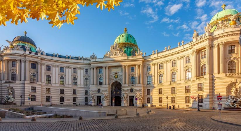 Osztrák fizetések: itt a friss lista, melyik cég adja a legmagasabb bért Ausztriában, brutális pénzek - ettől a kint dolgozó magyarok álla is leesik