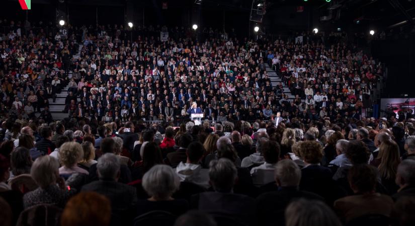 Nézőpont: Egyre többen várják Orbán Viktor győzelmét