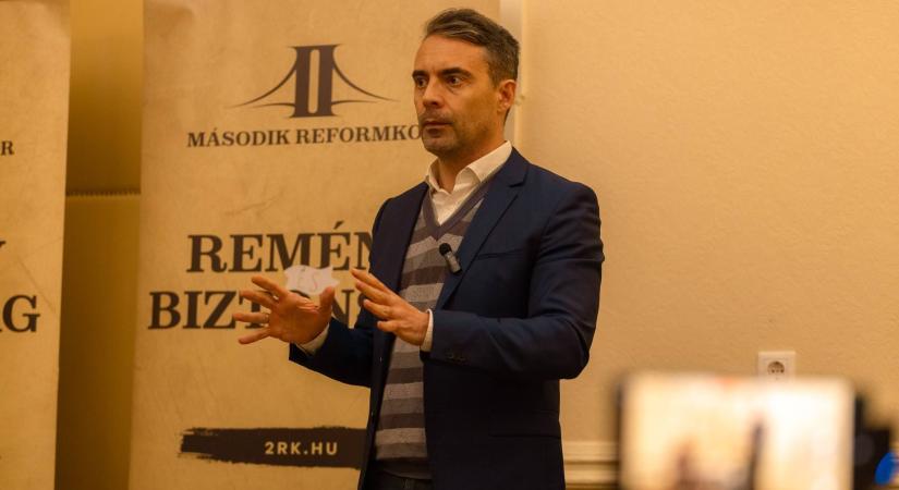 Vona Gábor pártja sem indul a választáson