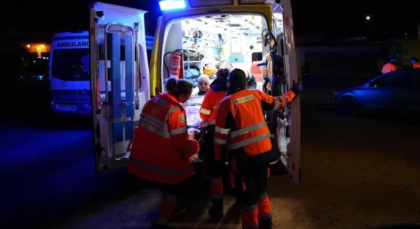 Borzalmas felvételek a vonatbalesetről: már több tucat halott van