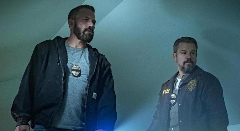 A Netflix direkt butította le Matt Damon és Ben Affleck új filmjét a telefonozó nézők miatt