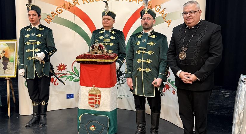 A Magyar Kultúra Lovagjává avatták Karaffa Attilát