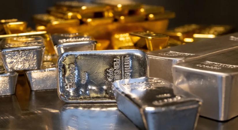Történelmi csúcsot döntött az arany és az ezüst, miután Trump büntetővámokkal fenyegetett meg több európai országot