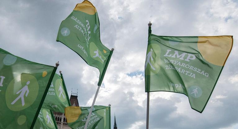 Pár nap alatt a harmadik párt jelentette be, hogy nem indul az országgyűlési választásokon