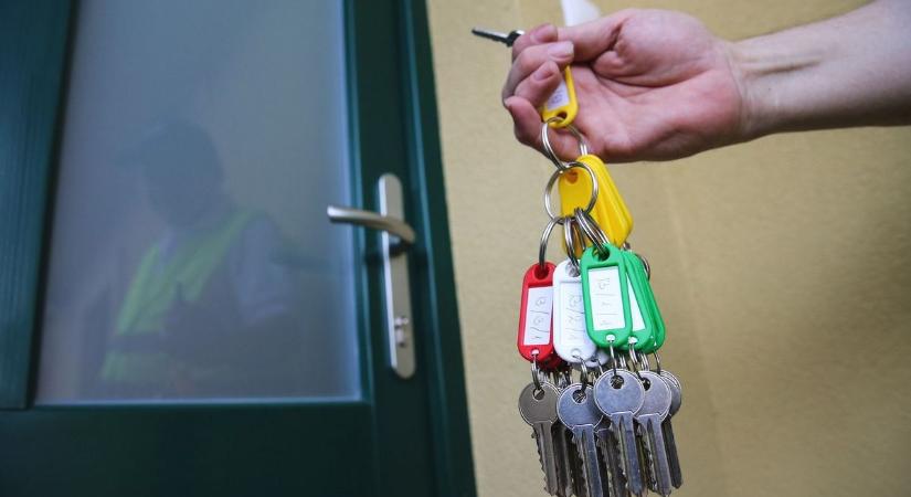 Nem lehet pályázni bérlakásra Szolnokon