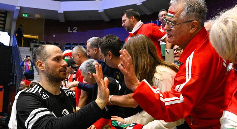 Tizennyolc perc is elég volt, hogy a magyar válogatott kapusa kikészítse az olaszokat