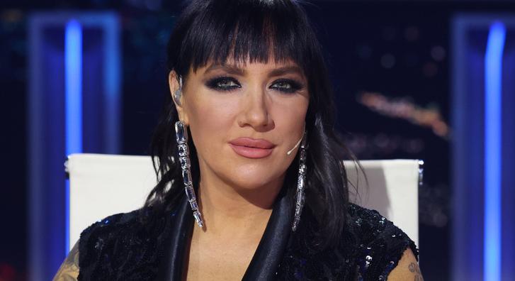 Nem kímélik az internetezők Tóth Gabit, amiért így énekelte a Kormorán slágerét a Csináljuk a fesztivált! színpadán