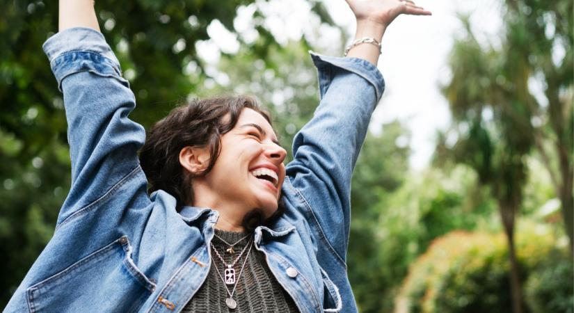 Hány évesen vagyunk a legboldogabbak? Meglepő a tudomány válasza