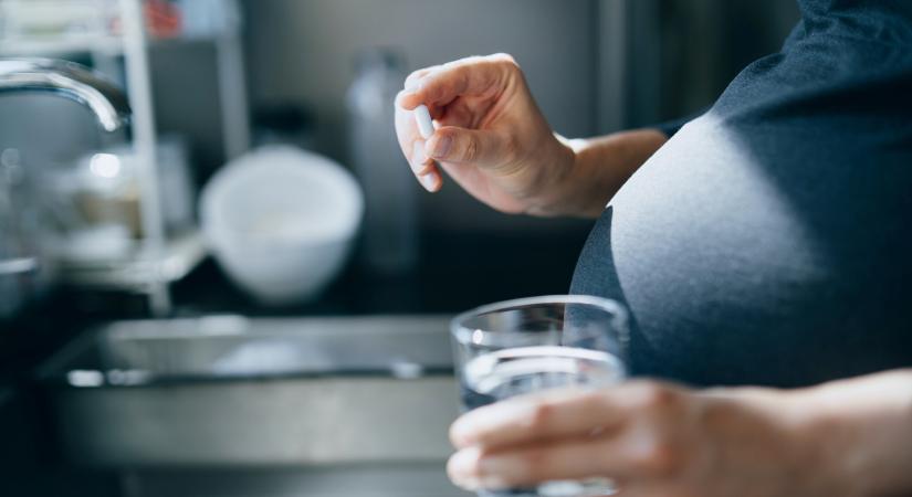 Eldőlt, szabad-e fájdalomcsillapítót szedni várandósan