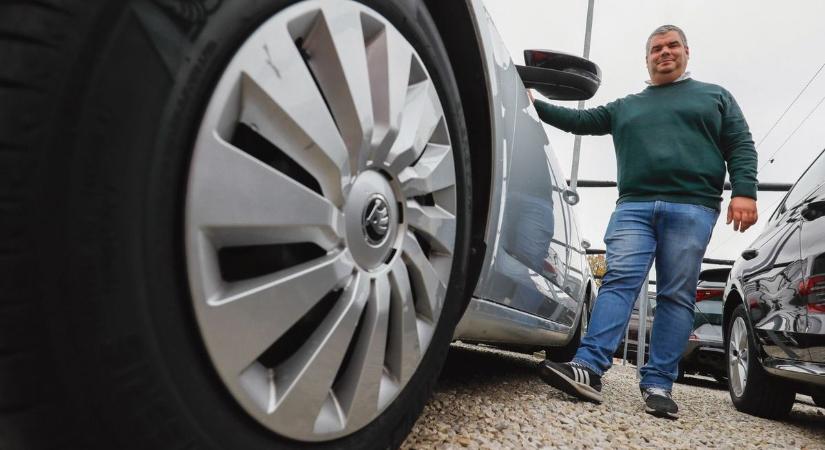 Mindent látó GPS és atyai felügyelet a távolból? Lehetséges!