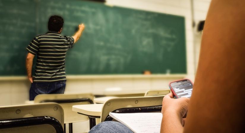 „Egy 19. századi oktatási rendszer megtartásával nem lehet megnyerni a diákok figyelmét”