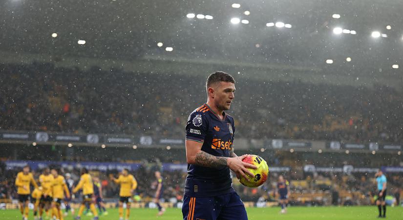 A Newcastle United rutinos játékosa további egy évre kötelezheti el magát a csapatnál – sajtóhír