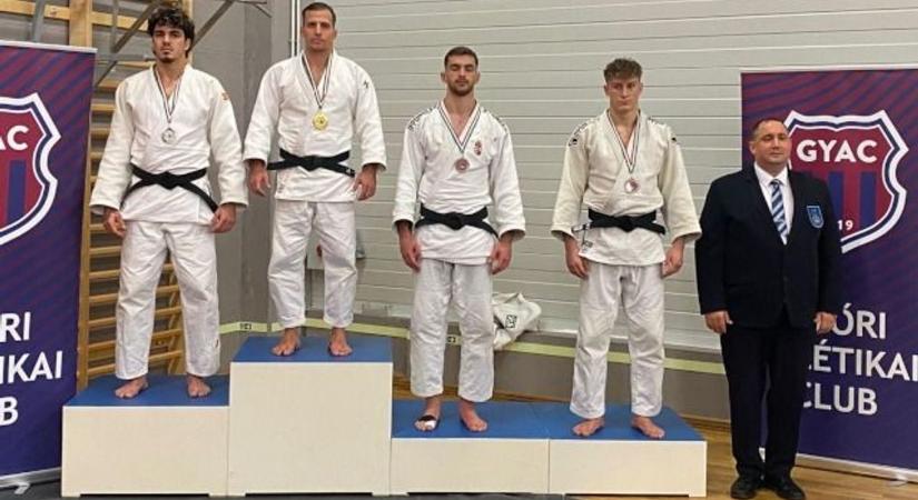 Győrben rajtolt a hazai versenyszezon