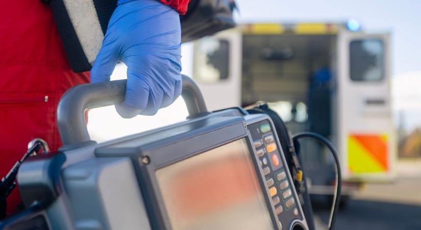 Véletlenül elütötte a saját édesanyját a háziorvos előtt – nem élte túl az idős nő