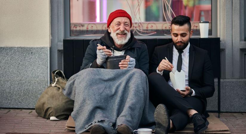 Annyival gazdagodott a milliárdos elit 1 év alatt, mint amennyi pénze van a Föld 4,1 milliárd legszegényebb emberének