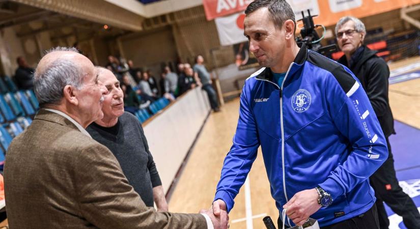 A Váz-Bau Kupa szabálya: szerezd meg Takács Norbertet?