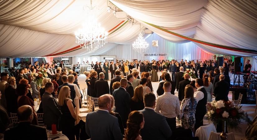 Köbölkúton került megrendezésre a XXVII. Felvidéki Magyar Bál