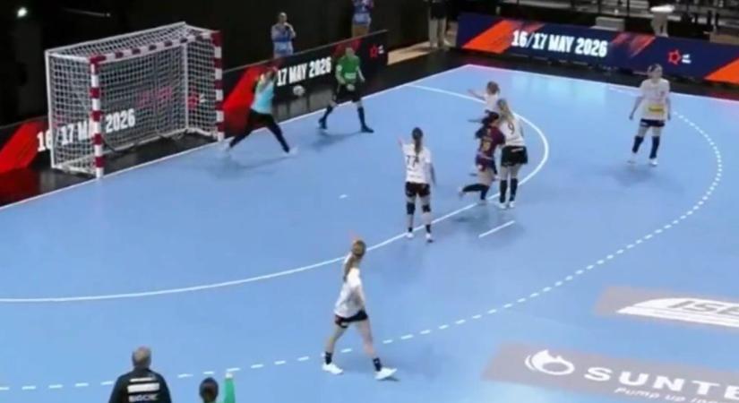 Ilyen bizarr gól még talán sohasem esett a kézilabdában