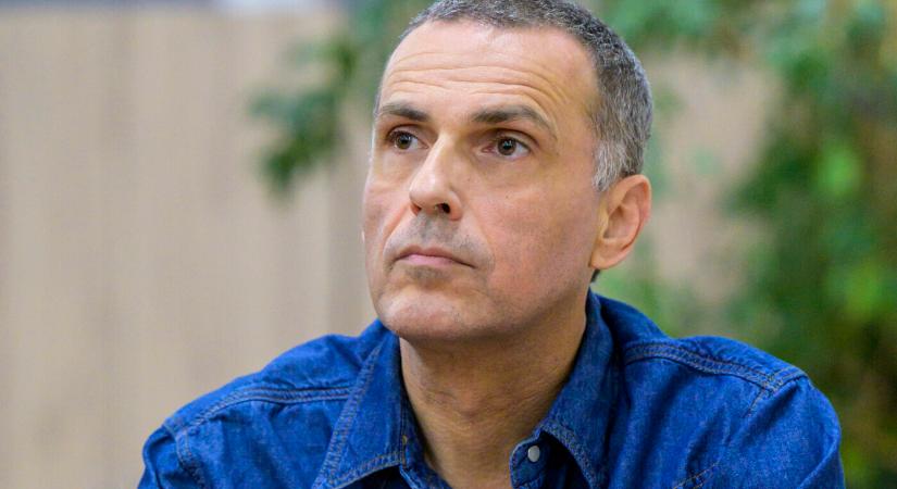 A főügyész bírósághoz fordul egy rendőri áthelyezés miatt