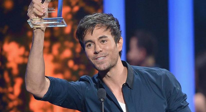 Enrique Iglesias göndörhajú kislánya csodaszép: az 5 éves Mary igazi kis tündér