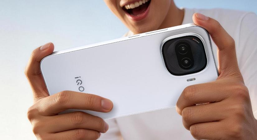 Snapdragon 8 Gen 5 chippel és 7600 mAh-s akkumulátorral debütált az iQOO Z11 Turbo