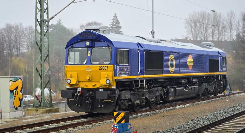 Nagy-Britanniából érkeznek mozdonyok