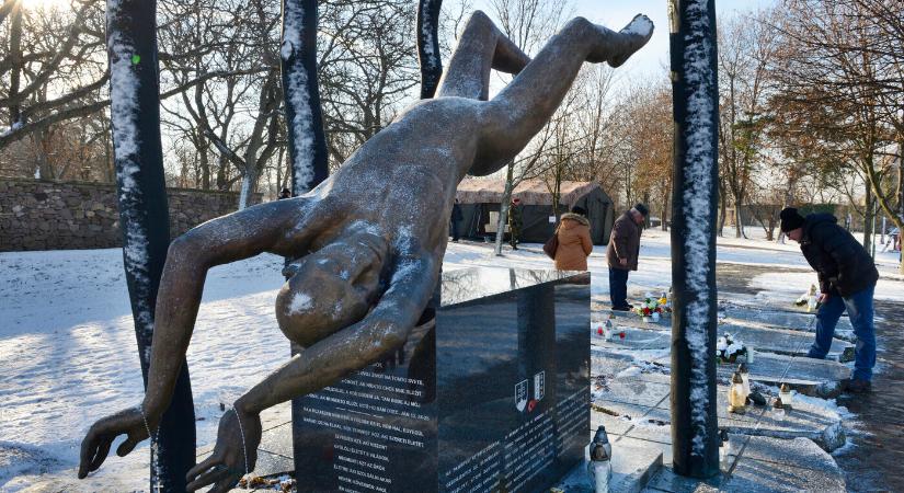 Hejcei repülőkatasztrófa: húsz éve történt a baleset, amely 42 ember életét követelte