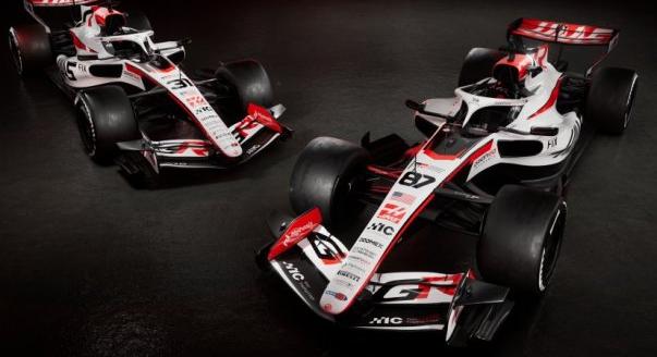 Komatsu: Még mindig mi vagyunk a legkisebbek, nekünk még nagyobb a kihívás