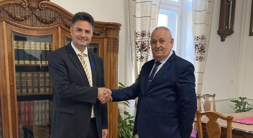 Márki-Zay Péter a városi cégek átszervezéséről és egy vezérigazgató távozásáról