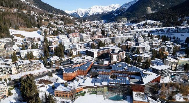 Davosban az Európai Unió vezetői félreteszik Ukrajnát Grönland miatt – The Financial Times