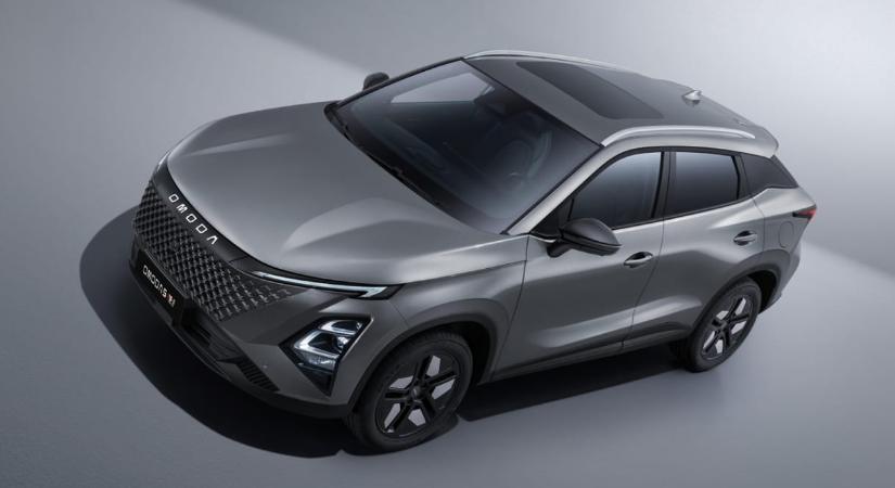 224 lóerős lett és kevesebbet fogyaszt a Magyarországra érkezett új Omoda 5