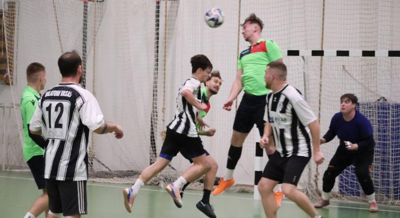 Ádám betalált, de oda a Sarki Kocsma vezető pozíciója Madocsán (galéria)