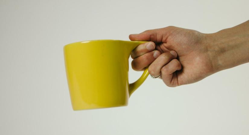 Reggelente citromos vizet iszol? Próbáld ki ezt helyette, és az anyagcseréd felpörög