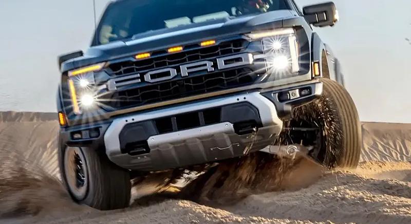 A hibrid mentheti meg a V8-as Raptorokat