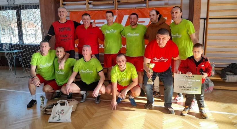 Megismétlődött a tavaly döntő az Új év Szkíta-Sport-kupán a 45 év felettieknél