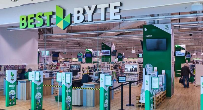 „Boltokat zárhatnak be, embereket küldhetnek el, két hónapra sem lehet tervezni.” A csőd szélén az egyik legrégebbi műszaki lánc