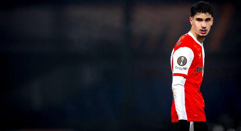 Van Persie fia az év gólját ollózta Hollandiában – videó