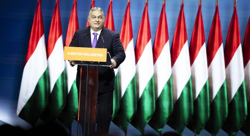 Orbán Viktor: Nem elég kimaradni a háborúból, ki kell maradnunk a háború finanszírozásából is